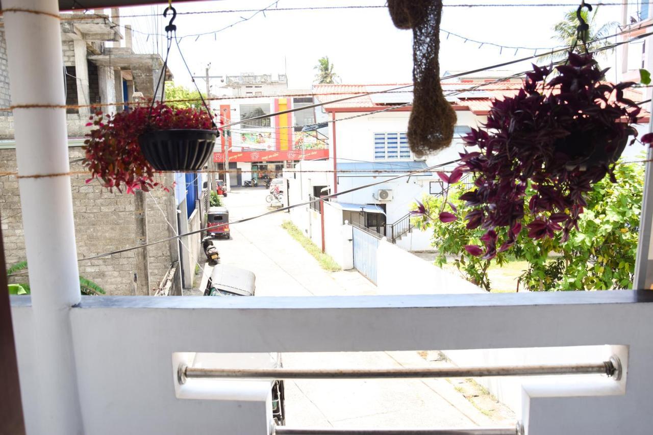 Tharaka Homestay Weligama Esterno foto