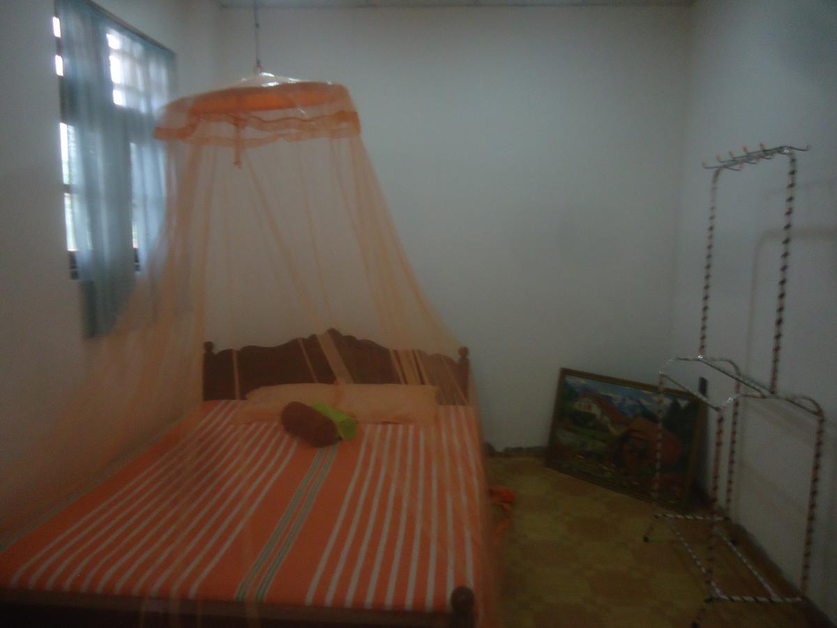 Tharaka Homestay Weligama Esterno foto