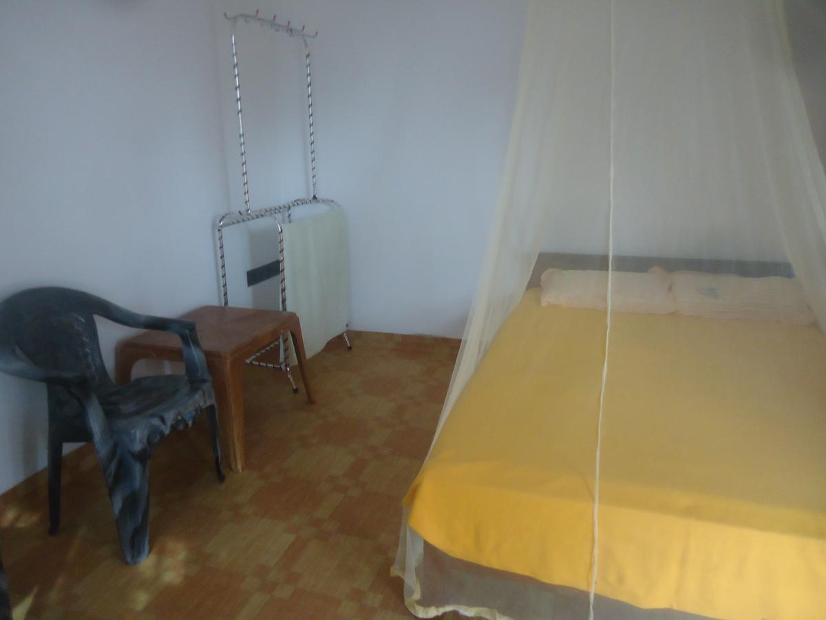 Tharaka Homestay Weligama Esterno foto